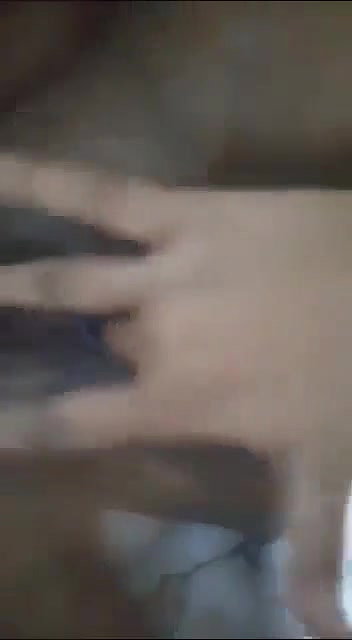 bathroom me nahate samay nangi hokar video banaya