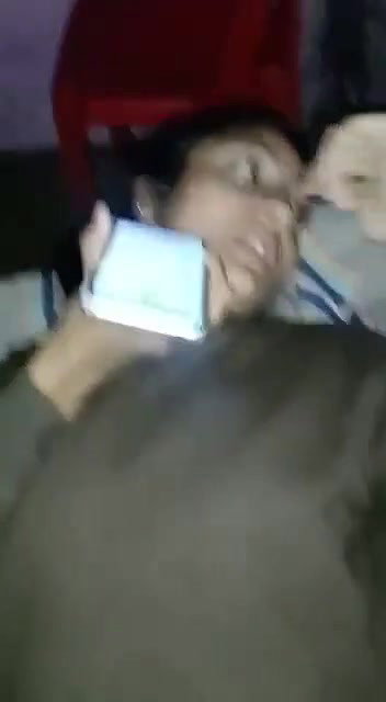 girlfriend call pe thi phir bhi choda