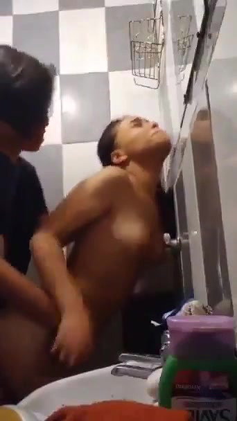 badi behen ko kitchen me Jake choda