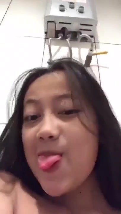 cute hot girl showing nude video collection