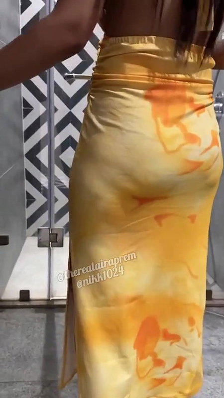 Nikki with multiple partner P01