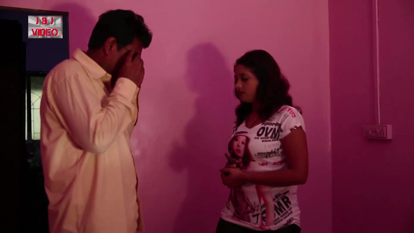 Padhu makan maalik enjoying with young kirayedaar