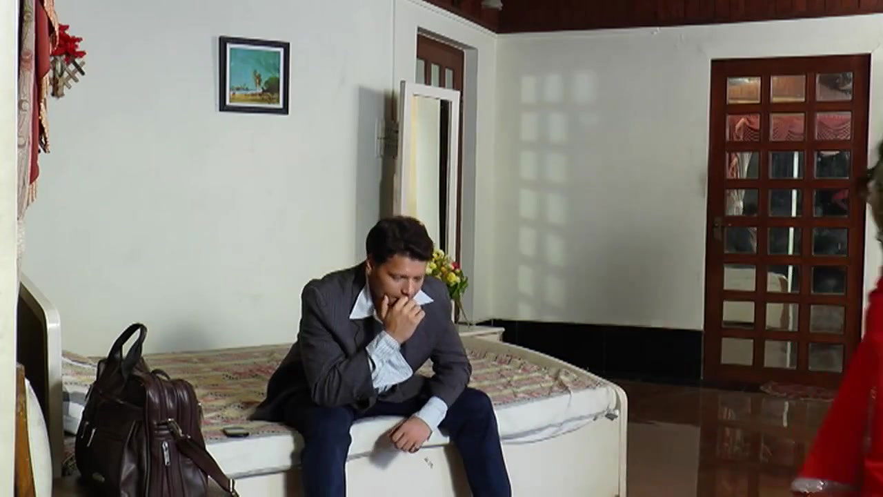 Padhu pathi our pathni ka romance 720p