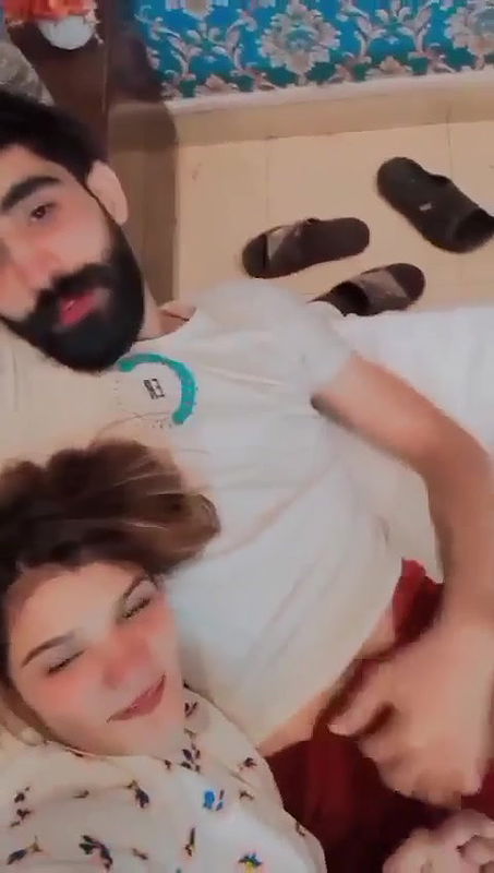 Beautiful girl mouth fucking with clear hindi talking