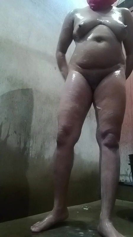 Hot youtuber nude bath