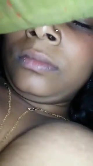 Desi bhabhi ko sone se pehle choda