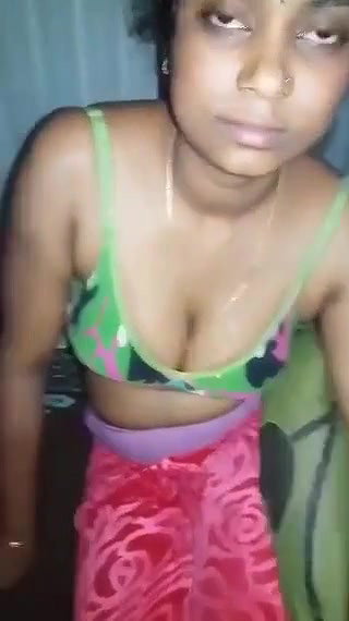 Desi bhabhi ko sone se pehle choda