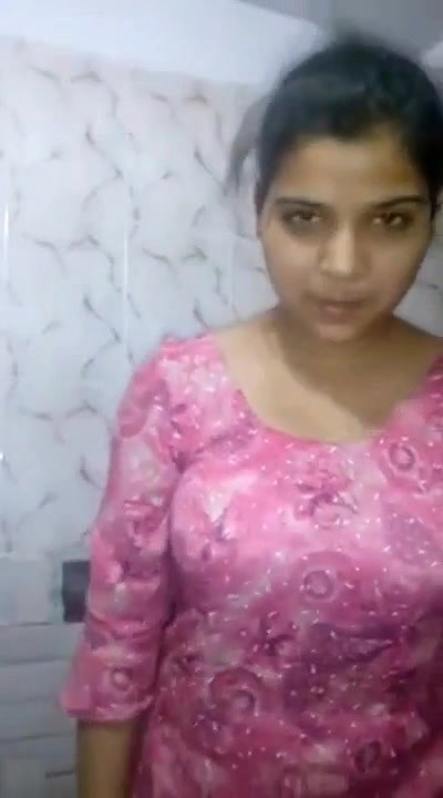 Desi bhabhi bathroom me Jake nangi hogayi