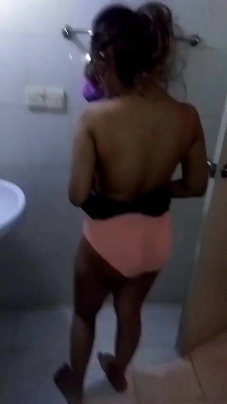 bengali girlfriend nude in hotel room boyfriend recording
