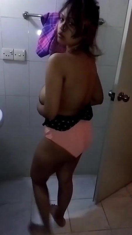 bengali girlfriend nude in hotel room boyfriend recording