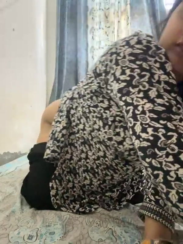 HOT CUTE INDIAN DESI BABE 4