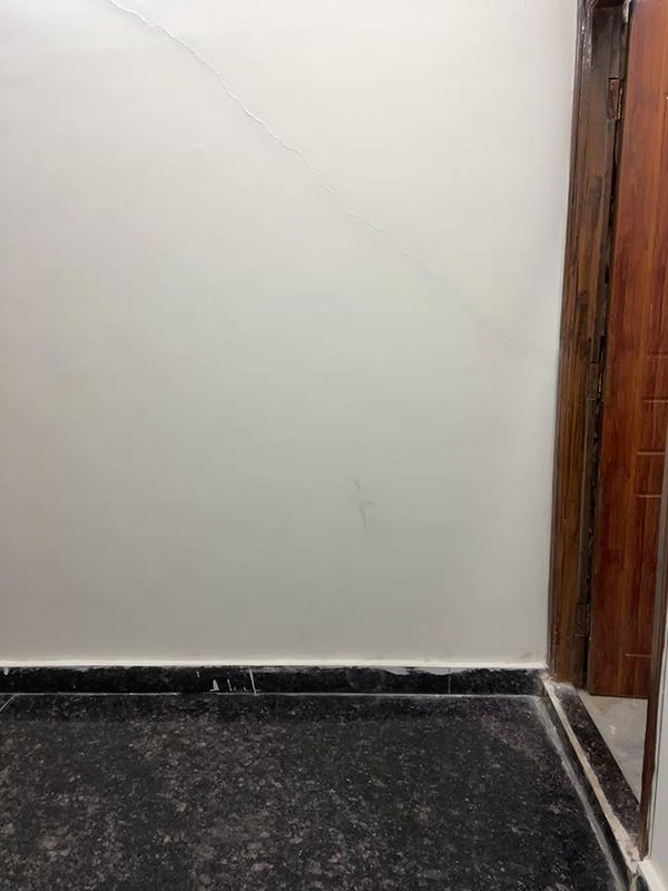 Sexy desi girl in Saree opening blouse Exposing Boobs