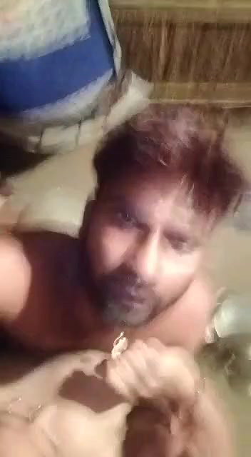 hot bhabhi ko sone se pehle pela