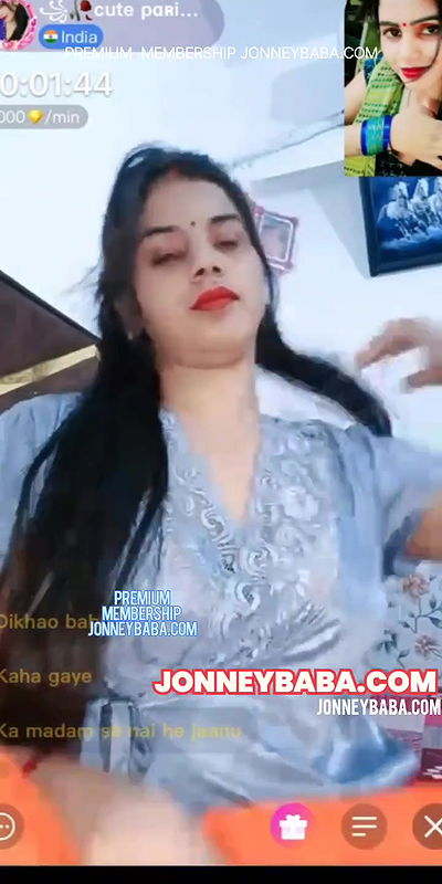 Cute pari married bhabhi chamet nude shoe