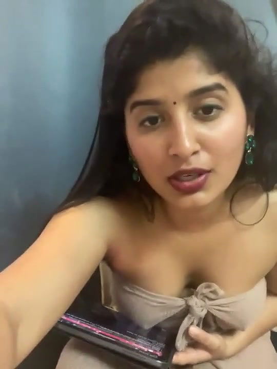 Beautiful Girl Full Nude Show Ass And Boobs Show on Fan Demand