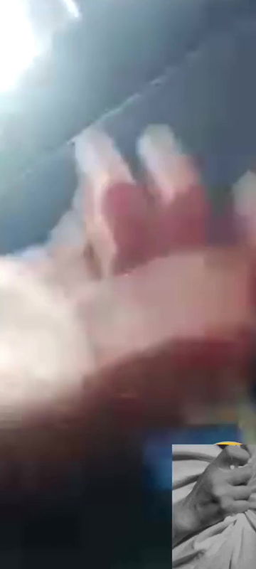 Kerala Thrissur housewife Khushbu showing boobs and pad