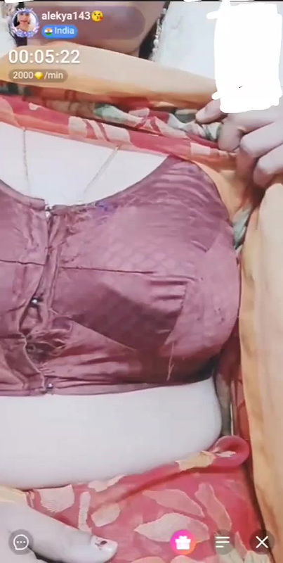 Alekya143 Chamet Milf Fingering Pussy and Spreading Her Ass