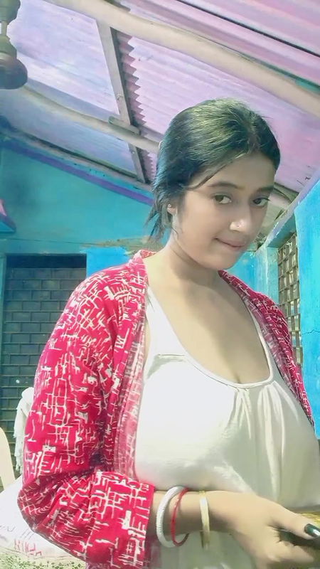 bengali babe huge breast and nipple pokie in white dress