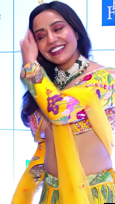 BIHARAN SLUTTY NEHA SHARMA FLAUNTING HER IRRESISTIBLE JUICY CLEAVAGE AT EVENT HQ VIDE