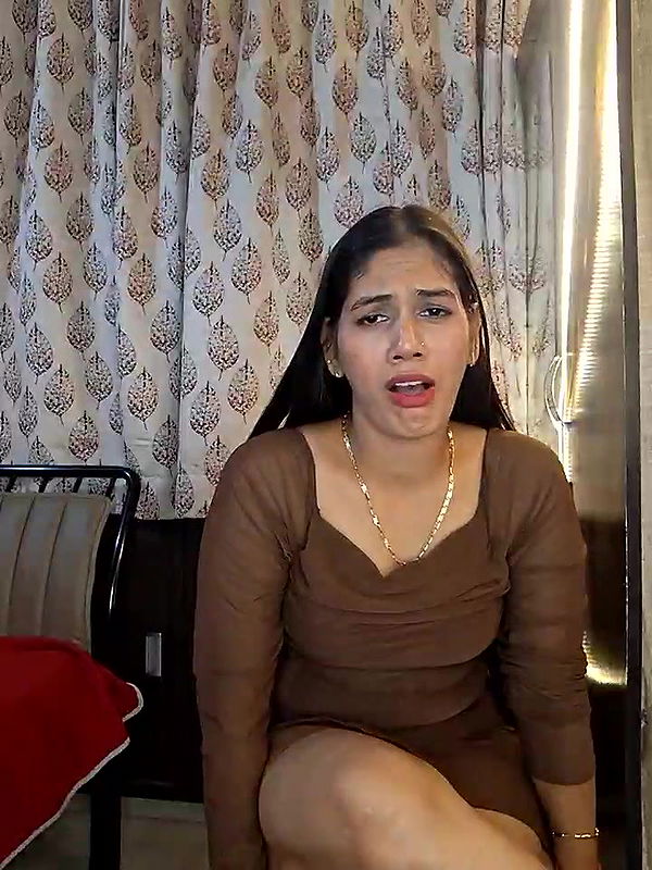 GarimaG in brown pussy show