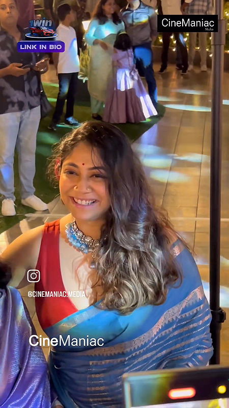 Abhaya Hiranmai Huge Breast in red blouse adn blue saree