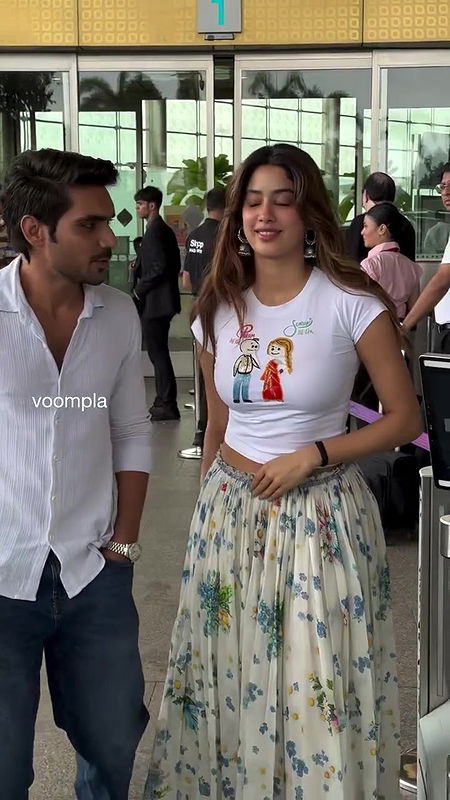 Actress Jhanvi Kapoor closeup boobs navel show at airport