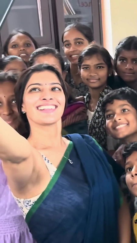 Actress Varalaxmi sexy armpits hips showing at public hot dance