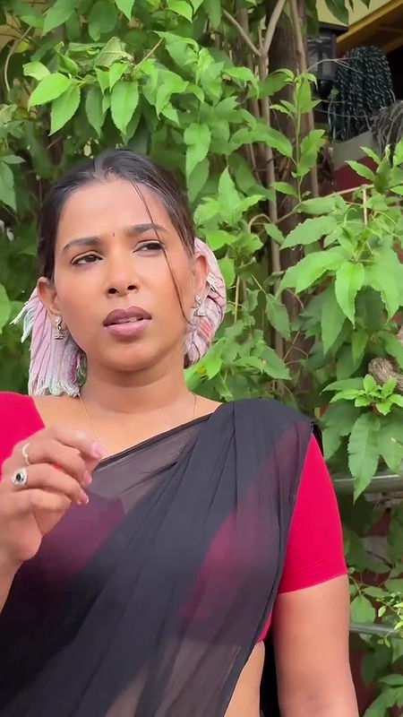 Sexy tamil actress seducing in half saree exotic hip blouse unhooked