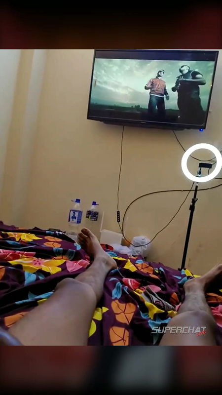 Indian hotmilfs 4some show 6 18092023