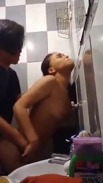 indonesian couple bathroom sex