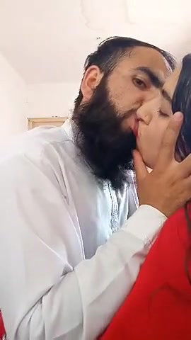 Muslim ladke ne apni behan ki chudai ki full xxx mms