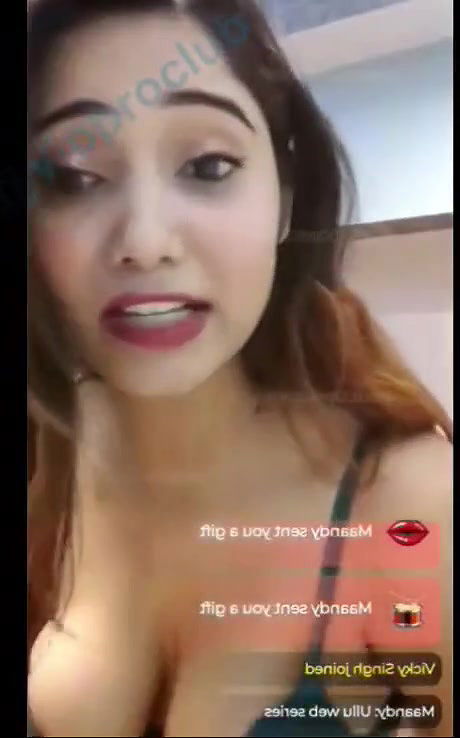 hot actress boobs show2