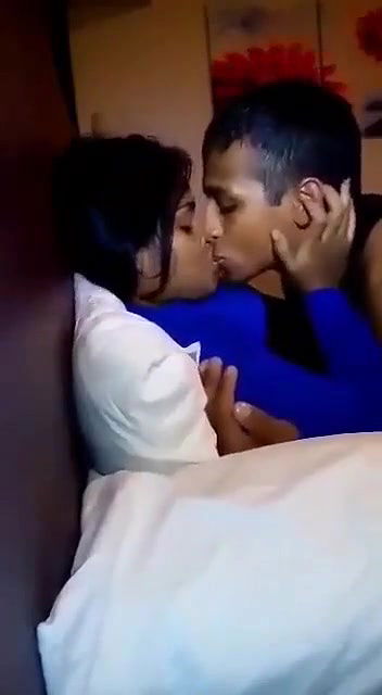 desi gf bf kissing and cock sucking very hard part 1