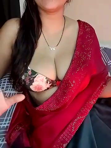 kaamukshweta pussy show