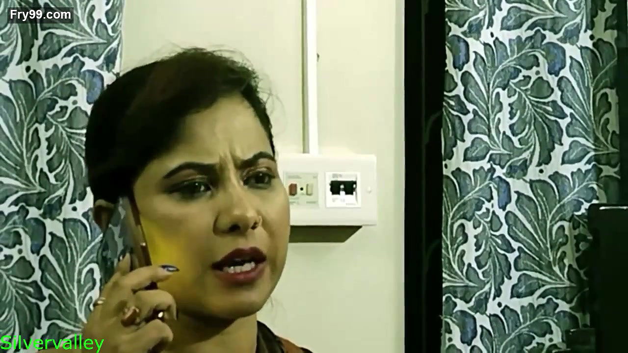 Amazing Sex with Indian xxx hot Bhabhi at home! with clear hindi audio