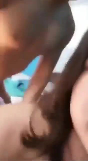 Teen Screming I LOVE YOU BABYY