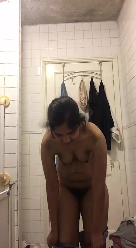 BF ke liye nangi ho gyi