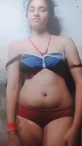 cutevillagegirlex poseshernudexxxcurvesinhotdesivideo