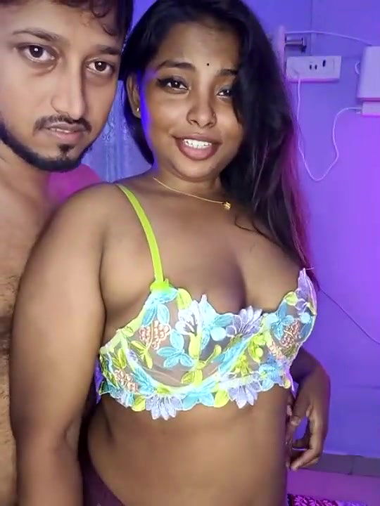 Hot Couple Boobs Sucking