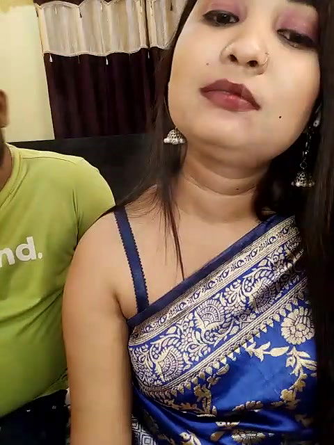 Beautiful Wife Pussy show and Blowjob to Husband