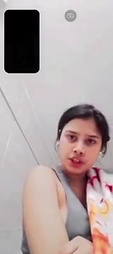 Bangla girl with audio showing