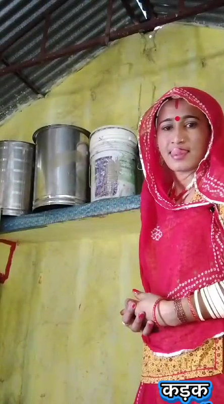 rajasthani bhabi dancing and showing part 2