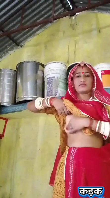 rajasthani bhabi dancing and showing part 2