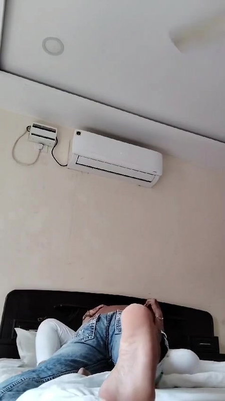 hot bhabhi ko hotel me leke choda part 02