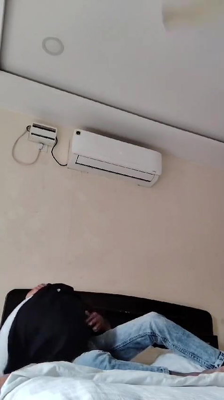 hot bhabhi ko hotel me leke choda part 01