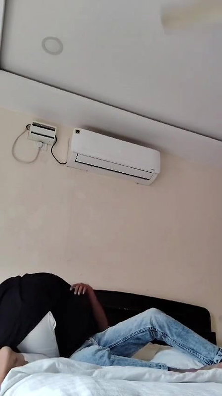 hot bhabhi ko hotel me leke choda part 01