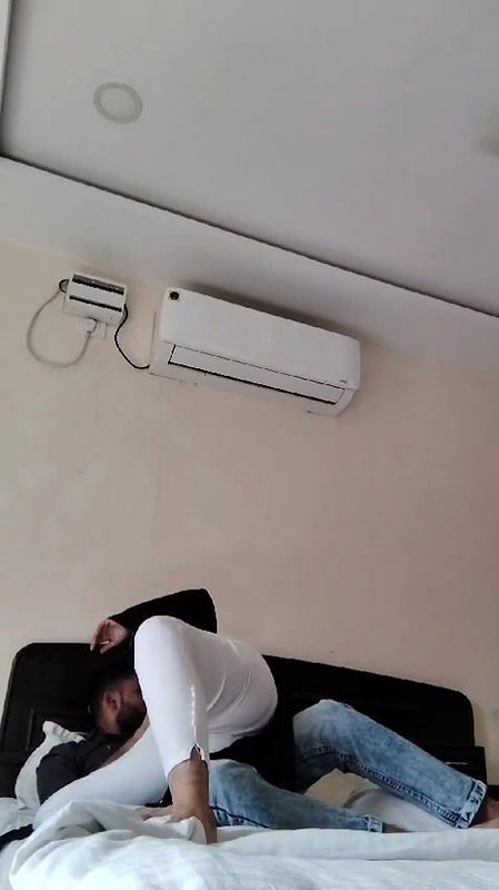 hot bhabhi ko hotel me leke choda part 01