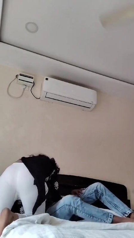 hot bhabhi ko hotel me leke choda part 01