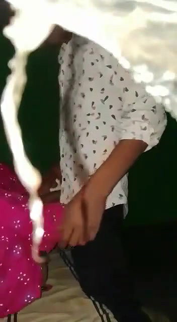 Aunty ko pela aur video banaya