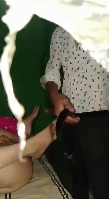 Aunty ko pela aur video banaya